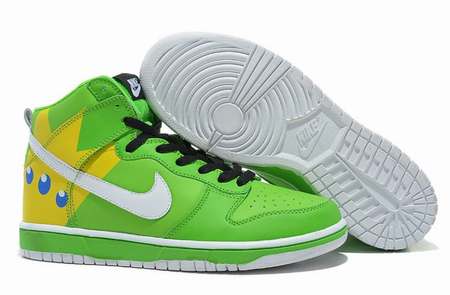 nike-dunk-high-42,nike-dunk-high-rouge,nike-dunk-high-homme-noir-et-blanc