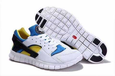 nike-free-run-2-femme-pas-cher-noir-et-blanche,nike-free-run-2-pas-cher,basket-nike-free-5