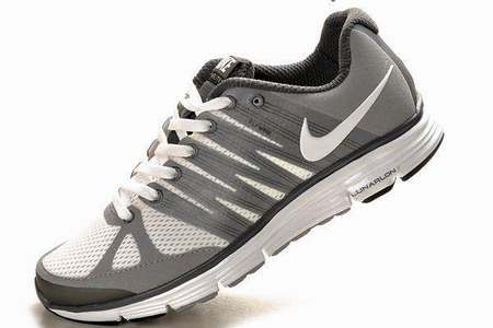 nike-free-run-huarache-pas-cher,nike-free-noir,chaussure-nike-free-run-femme