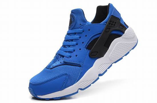 nike-huarache-rose-bleu-noir,nike-huarache-personnalise,nike-huarache-fraiche-version-grise-jour