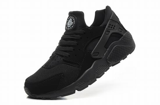 nike-kaki-Huarache,nike-huarache-tous-cantine-blanche,nike-huarache-le-foot-locker-exclusive