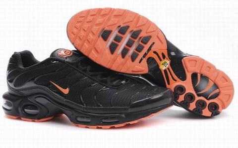 nike-requin-noir-et-orange,basket-tn-vrai,chaussure-tn-pas-cher-homme
