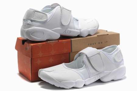 nike-rift-enfant,chaussures-basket-pas-cher,site-pour-chaussure-pas-cher