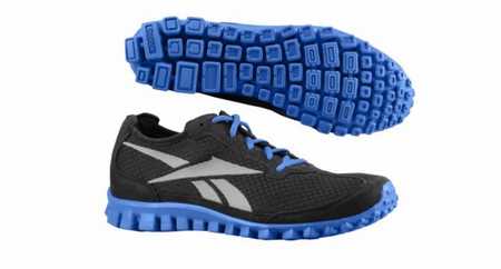 nike-roshe-run-me-tx,chaussure-running-amorti-maximum,tenue-running-femme