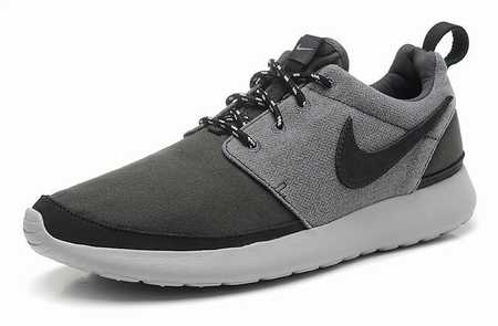 nike-roshe-run-mp-qs,chaussure-running-arthrose,nike-roshe-run-kicks-on-fire