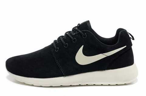 nike-roshe-run-noir-et-blanc-femme,nike-roshe-run-w-chaussures,nike-roshe-run-femme-foot-locker