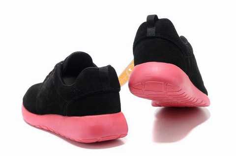 nike-roshe-run-noir-femme,nike-roshe-run-noir-et-gris,nike-roshe-run-liberty-noir-et-blanc
