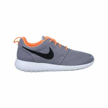 nike-run-koszulka,nike-run-cijena,chaussures-running-femme-sublite-noir-rose