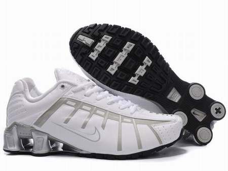 nike-shox-r2-homme,nike-shox-rivalry-noir-bleu,basket-nike-shox-pour-femme