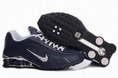 nike-shox-rivalry-femme-noir-et-rose,baskets-nike-shox-femmes,nike-shox-rivalry-noir
