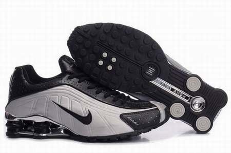 nike-shox-rivalry-noir-et-or-homme,nike-shox-r4-eua,nike-shox-blanc