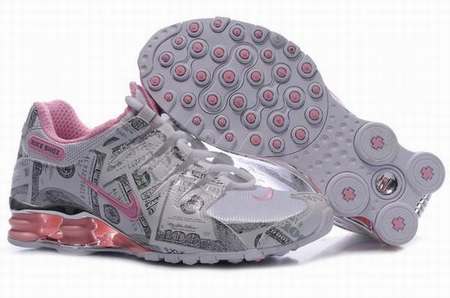 nike-shox-rivalry-rose-et-noir,nike-shox-enfant,nike-shox-homme-pas-chere