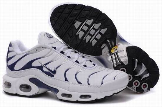 nike-tn-europe,nike-tn-vert-jaune-rouge-pas-cher,chaussure-tn-enfant