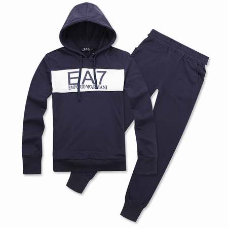 nouveau-survetement-Armani-ea7-pour-femme,survetement-Armani-ea7-homme-marron,survetement-Armani-spiderman