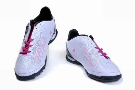 personnalisation-de-chaussure-de-foot,chaussures-de-foot-pour-enfant,vente-chaussure-de-foot