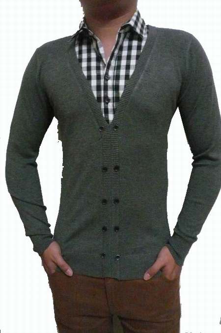 pull-Burberry-bonne-qualite,pull-col-v-Burberry,Burberry-pull-rouge