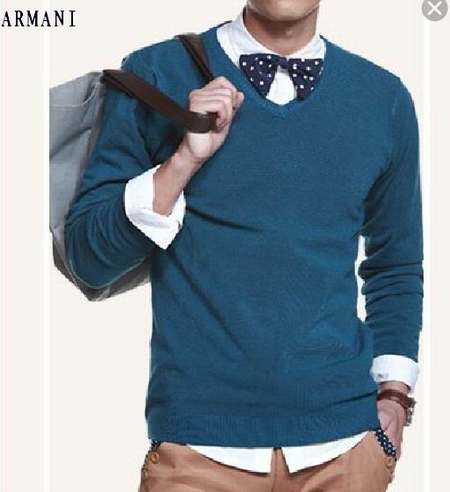 pull-col-en-v-homme-prix,pull-Armani-plaque-homme,pull-Armani-capuche-soldes