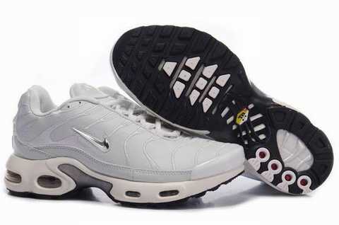 requin-blanc-2014,tn-requin-noir-foot-locker,basket-tn-air-max