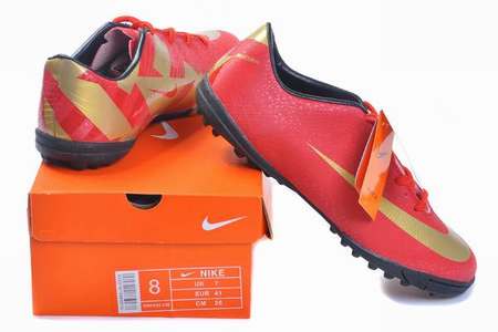 site-de-foot,chaussures-de-foot-crampons-visses,chaussure-sport-pas-cher