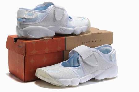 solde-basket,chaussure-ninja-nike-femme,chaussure-basket-pas-cher