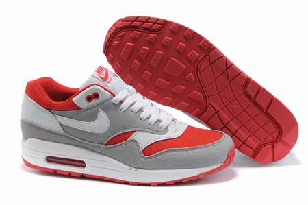 solde-basket-nike-air-max,nike-air-max-blanc,nike-air-max-grise-et-rose