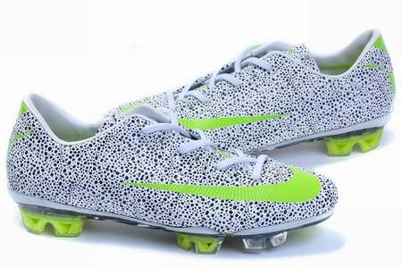 soldes-chaussures-foot,les-chaussures-de-foot,chaussures-f50