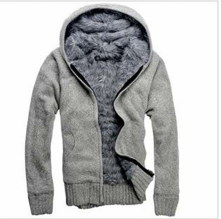 sous-pull-raye-femme,pull-Armani-a-petit-prix,pull-cachemire-a-paris