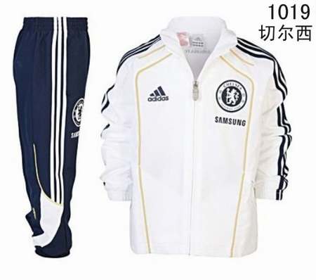 survetement-Adidas-rouge,survetement-blanc-pour-homme,survetement-Adidas-total-90