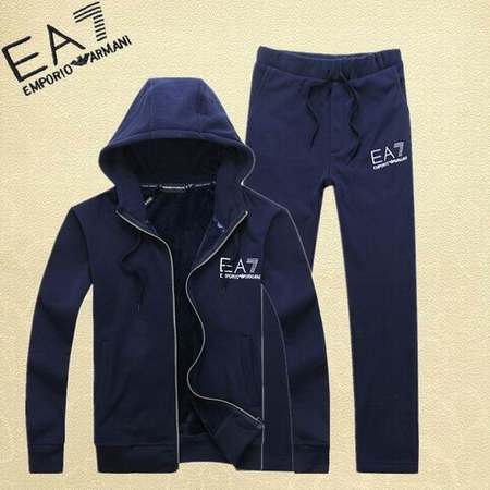 survetement-Armani-ea7--foot-locker,Armani-ea7-survetement-homme-2012,survetement-Armani-ea7-wikipedia