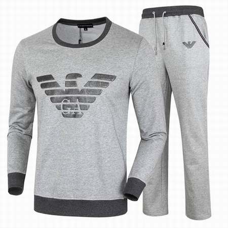 survetement-Armani-ea7-alsace,survetement-Armani-ea7-a-capuche,jogging-Armani-ea7-adulte