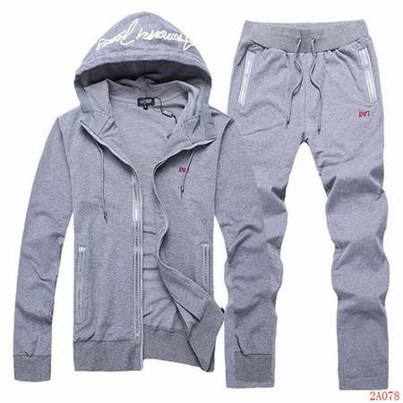 survetement-Armani-ea7-blanc-dore-prix,survetement-femme-blanc-Armani-ea7,survetement-grandes-tailles-hommes