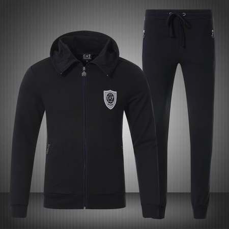 survetement-Armani-ea7-juventus-turin,survetement-Armani-ea7-neuf-vendre,survetement-femme-pas-cher