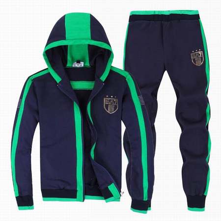 survetement-Armani-ea7-pas-cher-forum,Armani-ea7-navy-essential-jogging-bottoms,jogging-Armani-ea7-predator