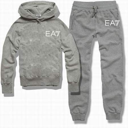survetement-Armani-ea7-respect-me,survetement-de-foot-pas-chers,survetement-Armani-ea7-homme-leclerc