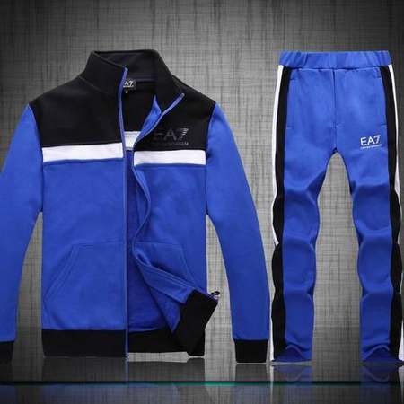 survetement-Armani-ea7-taille-4,survetement-velours-femme-Armani-ea7,ensemble-jogging-femme-pas-cher