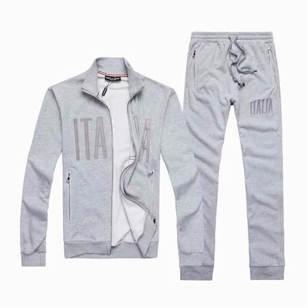 survetement-Dolce-Gabbana-fille-bleu,ensemble-survetement-femme-Dolce-Gabbana,bas-de-survetement-sergio-Dolce-Gabbana-homme-pas-cher