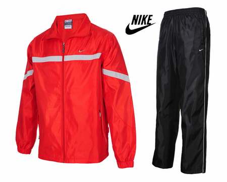 survetement-femme-chaud,achat-survetement-nike-nike,nouvelle-collection-survetement-nike-2011