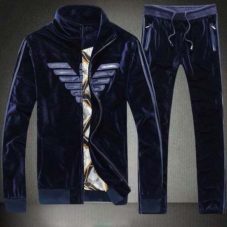 survetement-homme-barcelone,survetement-Armania-paris,jogging-a-la-mode-Armani