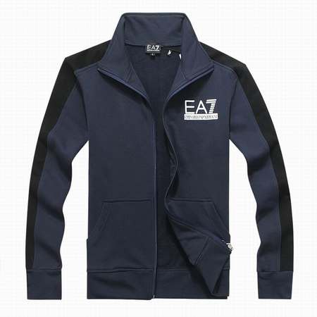 survetement-homme-en-molleton,survetement-Armani-ea7-fuseau,prix-survetement-homme-pas-cher