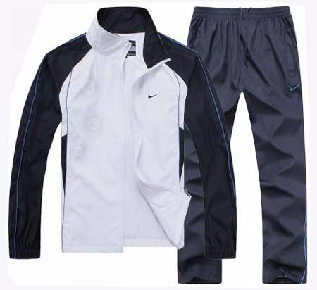 survetement-nike--hollande,survetement-nike-femme-blanc-et-vert,survetement-entrainement-pas-cher