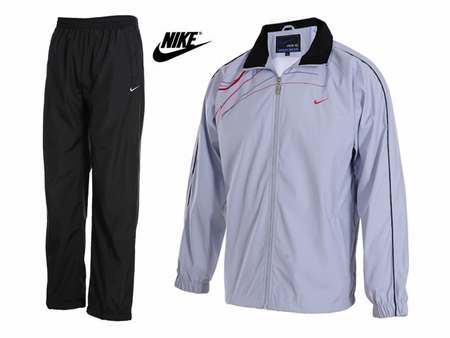 survetement-nike-homme-grande-taille-kappa,survetement-pas-chers,jogging-Nike-a-foot-locker