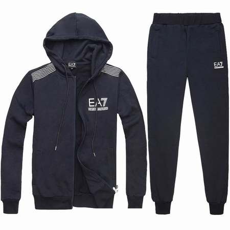 survetement-pas-cher-chine,survetement-Armani-ea7-femme-en-polyester,Armani-ea7-jogging-outfit