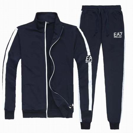 survetementArmani-zippe,survetement-capuche-homme,survetement-equipe-de-france-foot-pas-cher