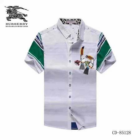 t-shirt-Burberry-jeans-manches-longues-noir,polo-style-en-stock,Burberry-polo-aston-martin