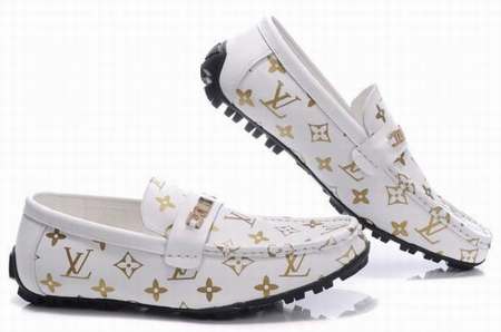 vetement-femme-louis-vuitton-pas-cher,chaussures-bateau-louis-vuitton,louis-vuitton-chaussure-de-ville